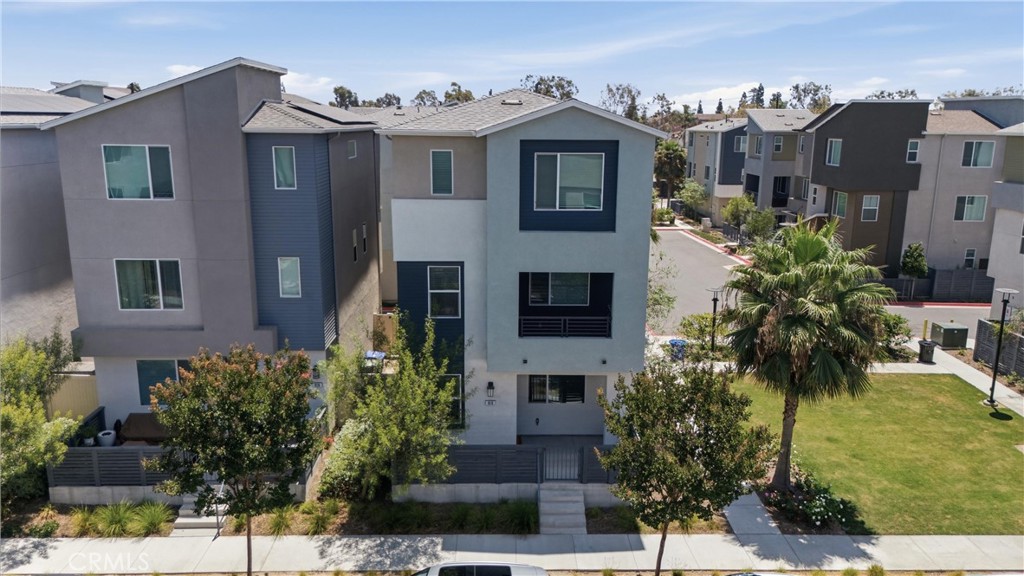 916 E 3RD ST, Santa Ana CA 92701 - photo 1