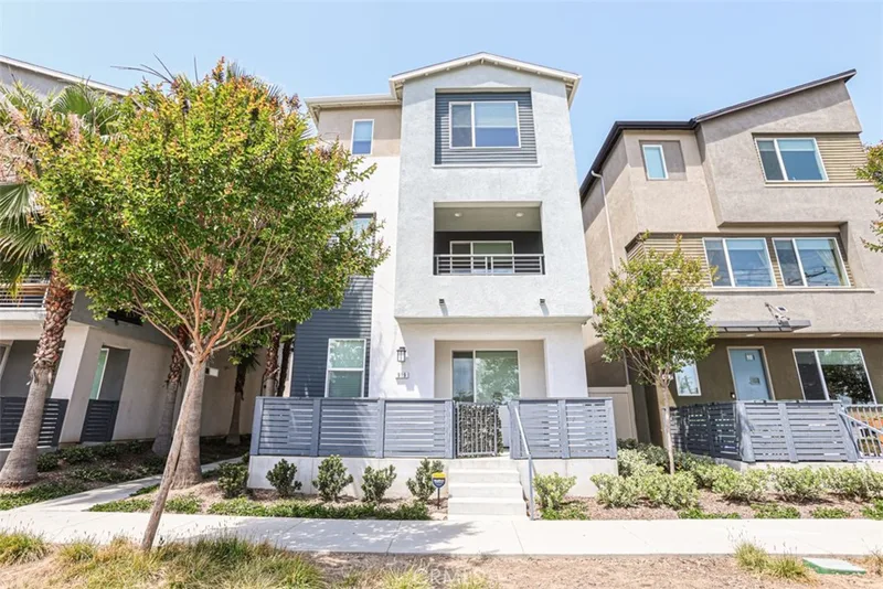 919 E 2nd, Santa Ana
