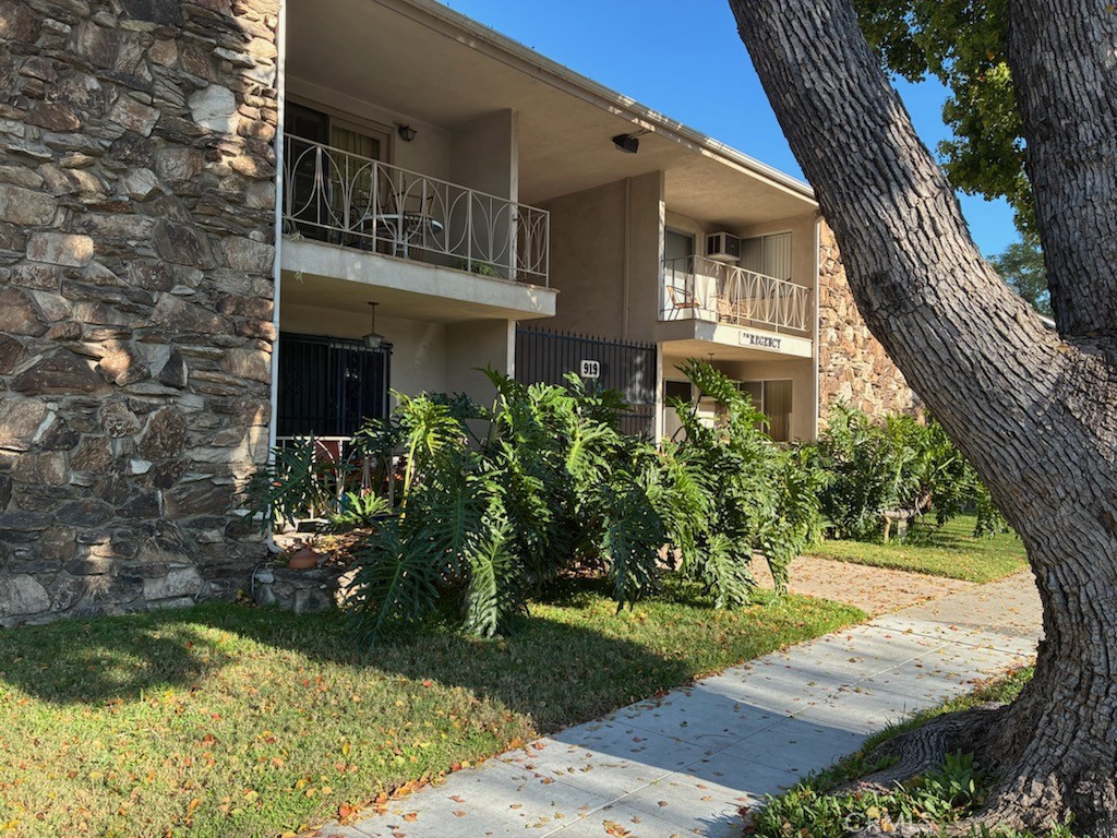 919 N Minter L, Santa Ana CA 92701 - photo 1