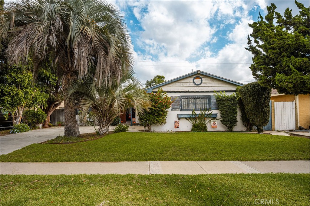 927 S Laurel, Santa Ana CA 92704 - photo 2