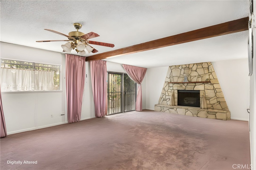 Furniture and belongings digitally removed - 927 S Laurel, Santa Ana CA 92704 - photo 7