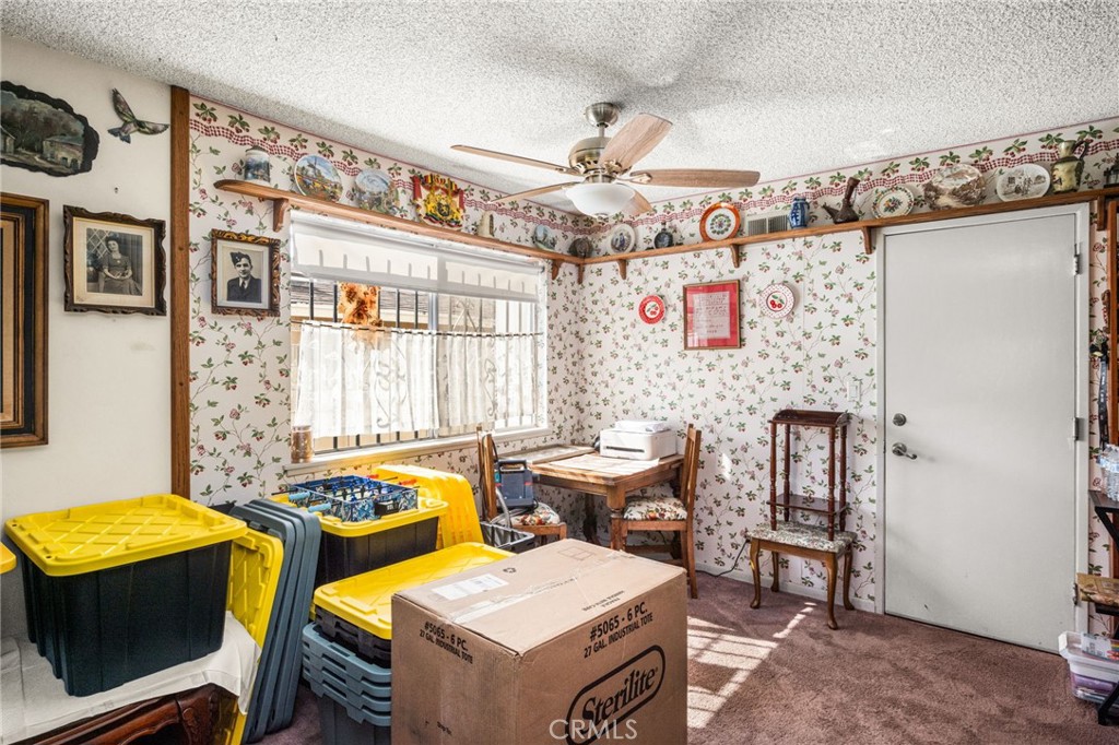 927 S Laurel, Santa Ana CA 92704 - photo 15