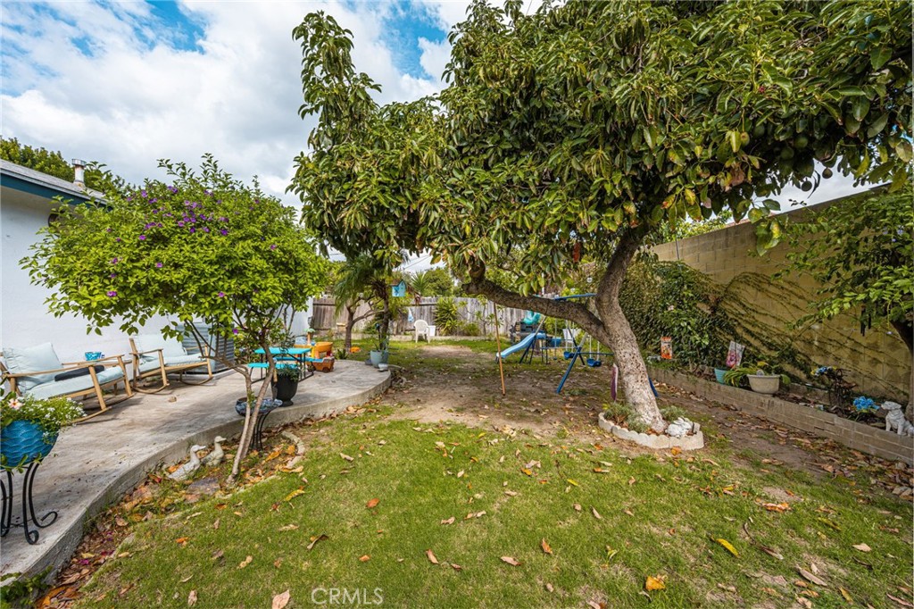 927 S Laurel, Santa Ana CA 92704 - photo 22