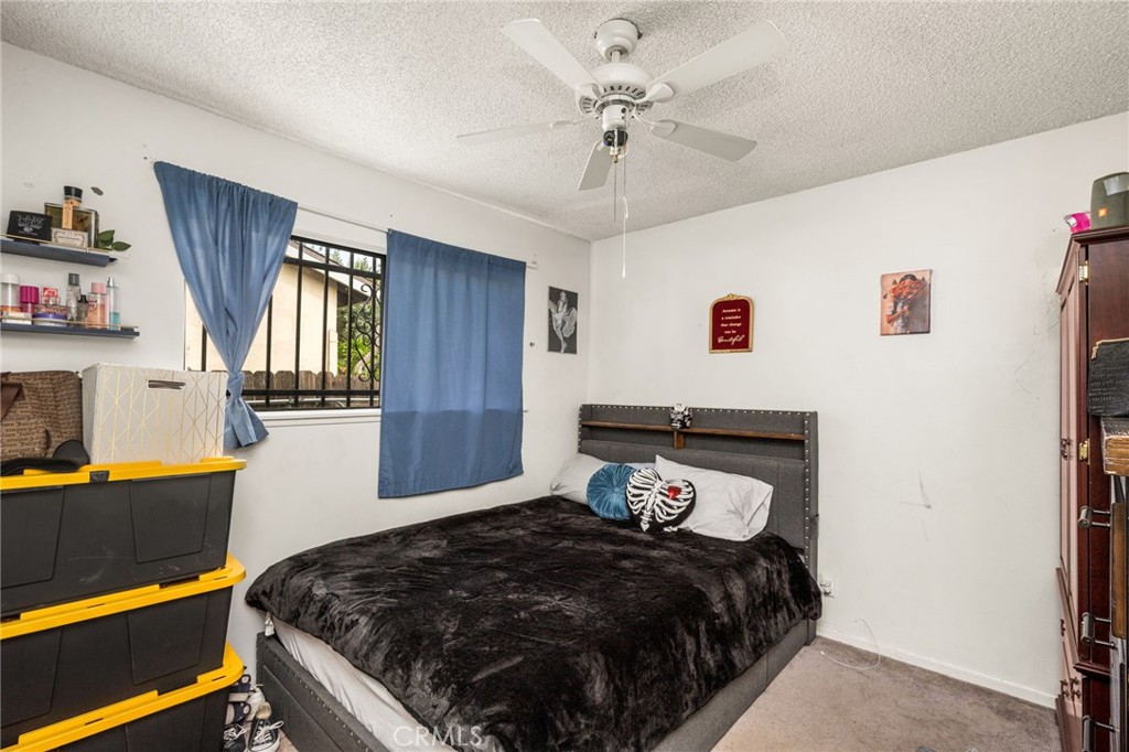 927 S Laurel, Santa Ana CA 92704 - photo 31