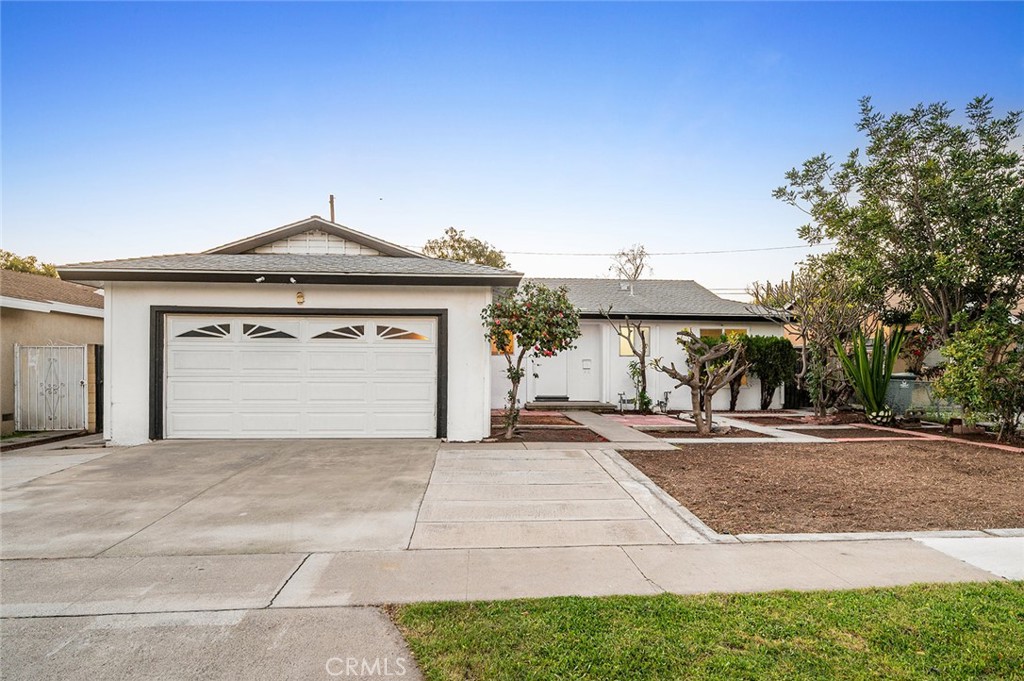 928 S Laurel Street, Santa Ana CA 92704 - photo 1