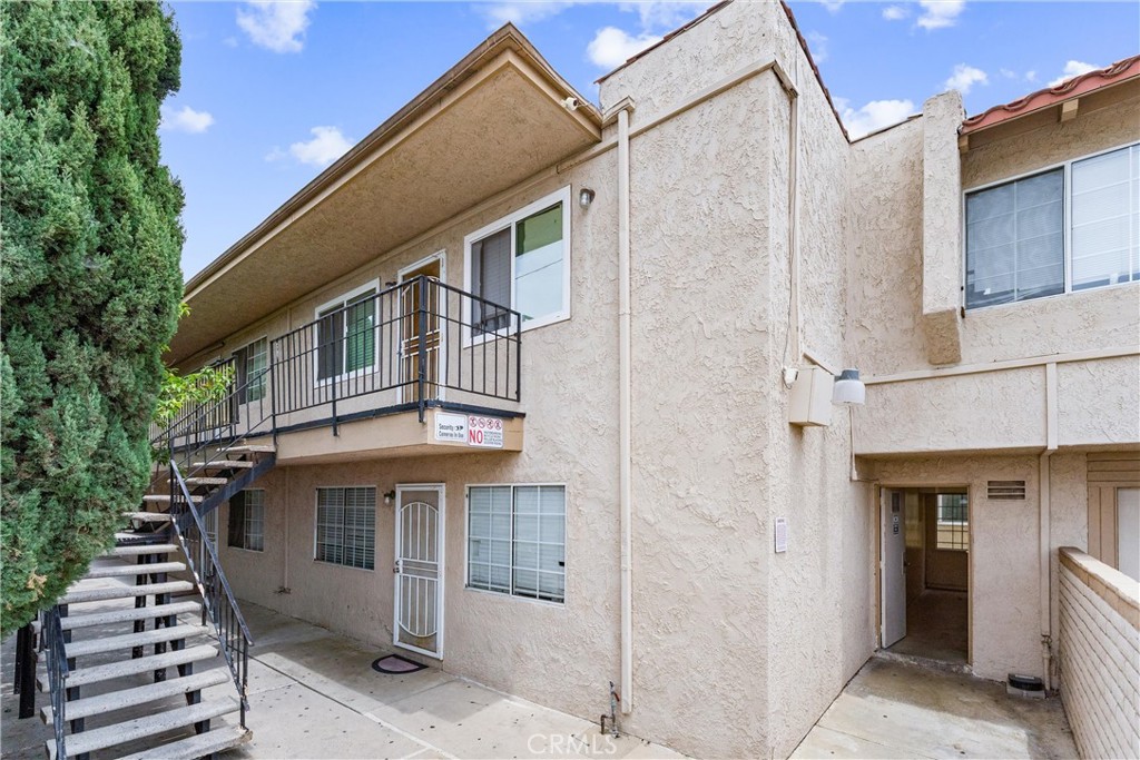 935 W Bishop Street, Santa Ana CA 92703 - photo 1