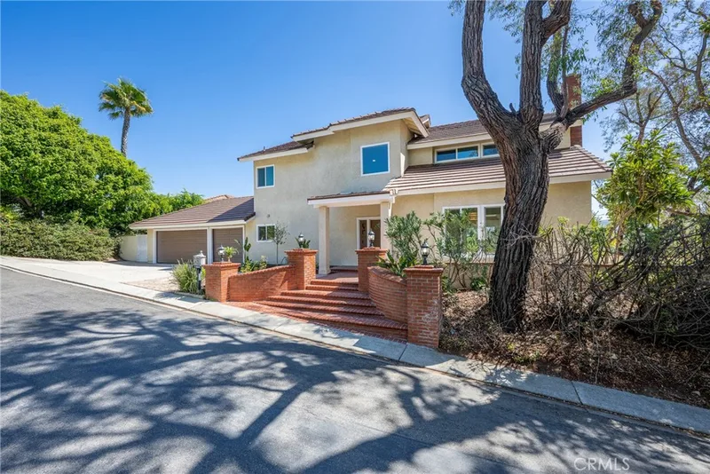 9821 Sunrise Lane, Santa Ana, CA 92705