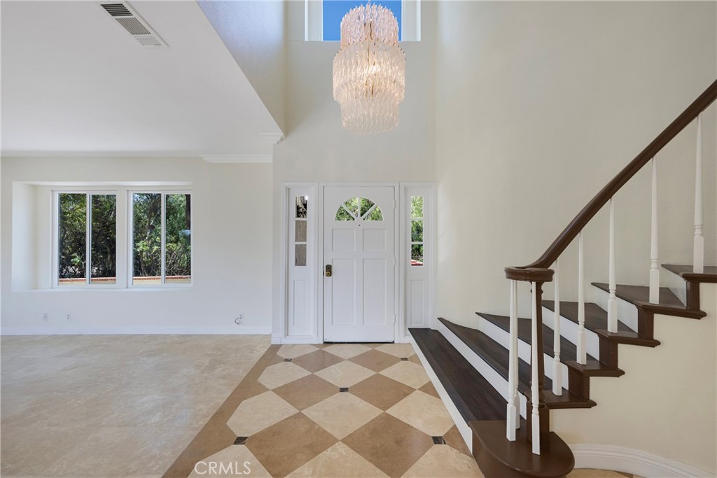 9821 Sunrise Lane, Santa Ana CA 92705 - photo 4