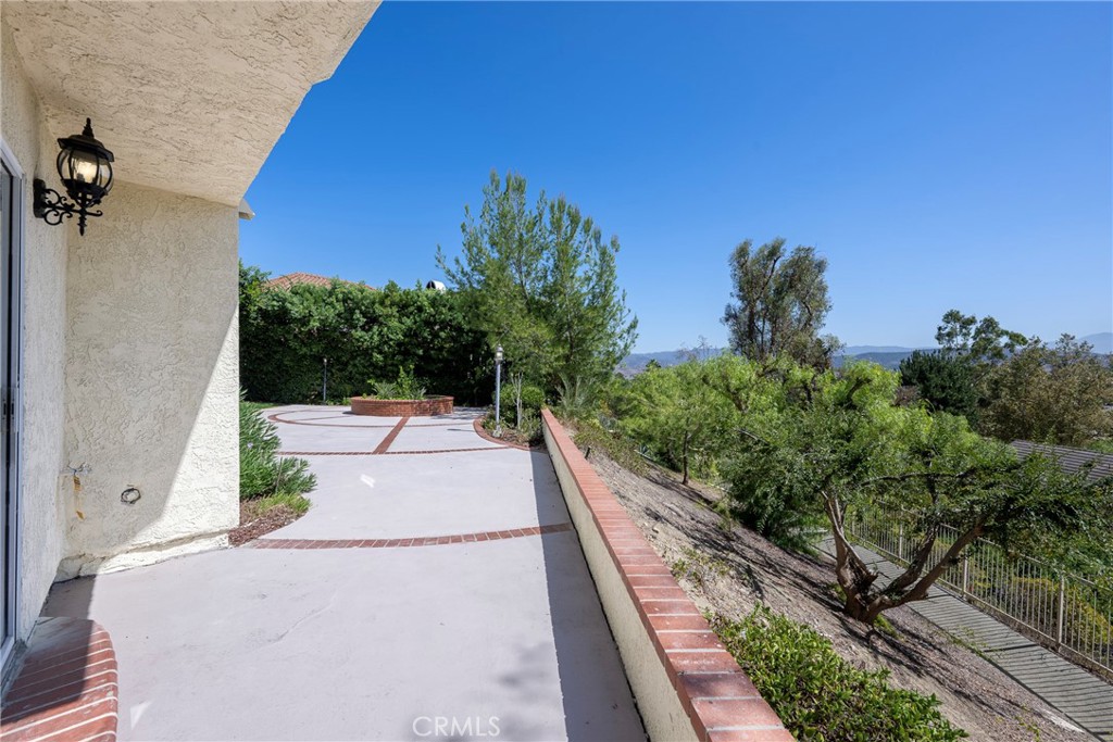 9821 Sunrise Lane, Santa Ana CA 92705 - photo 32