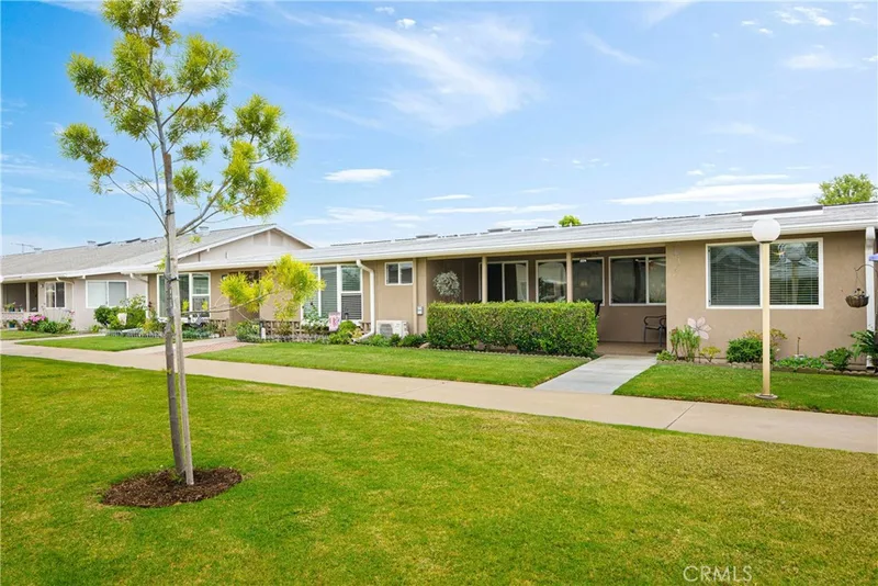 1100 Brookline Road 222K, Seal Beach, CA 90740