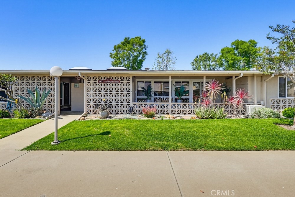 1121 Northwood Road 237D M9, Seal Beach CA 90740 - photo 1