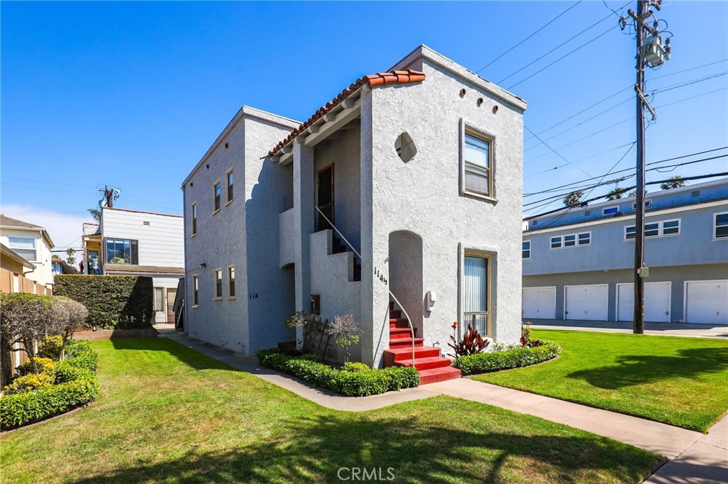 Front Building 114 4th street - 114 4th street, Seal Beach CA 90740 - photo 1