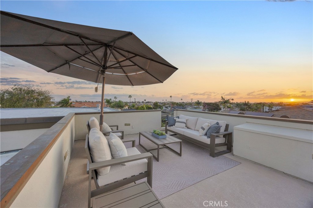 1205 Crestview, Seal Beach CA 90740 - photo 4