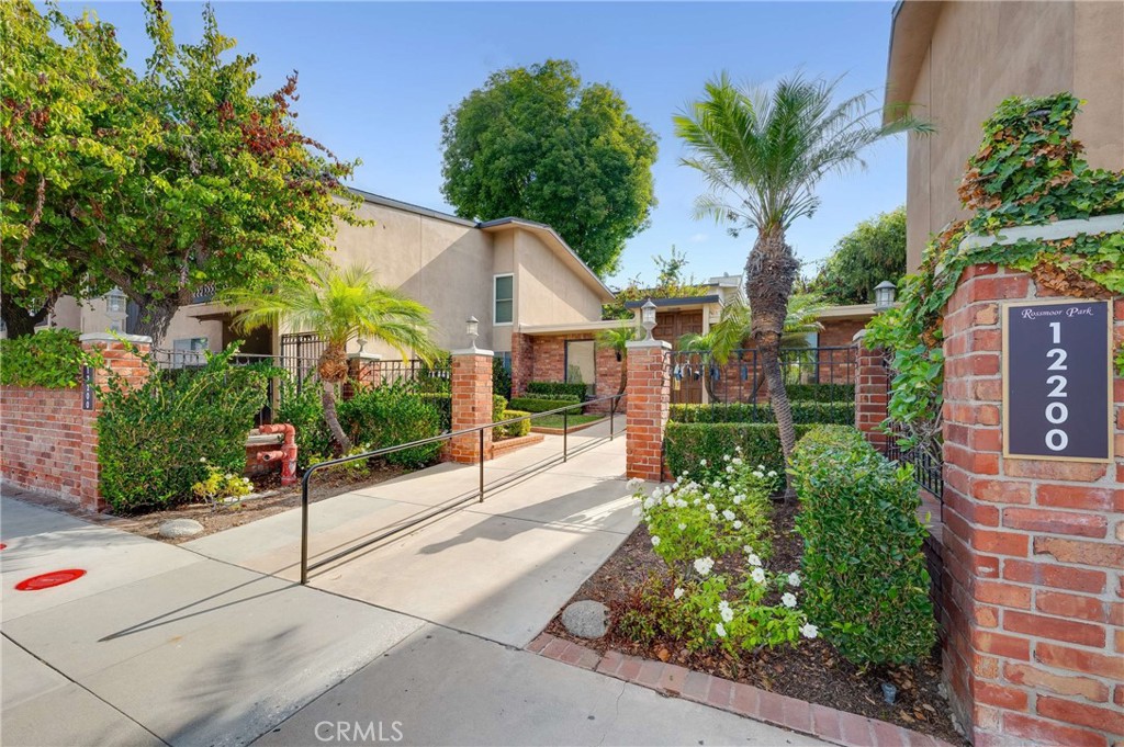 12200 Montecito H101, Seal Beach CA 90740 - photo 1