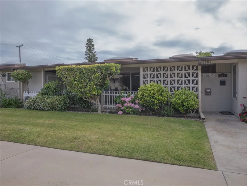 1221 Oakmont 178i, Seal Beach, CA 90740