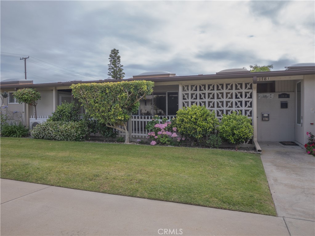 1221 Oakmont 178i, Seal Beach CA 90740 - photo 1