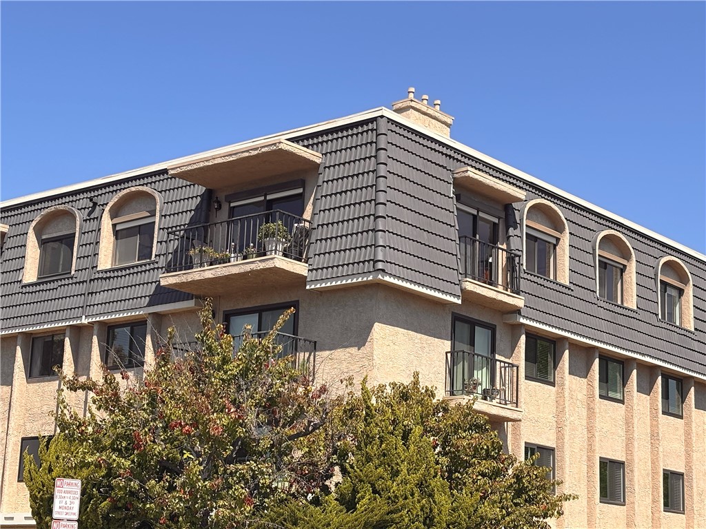 12400 MONTECITO Road 417, Seal Beach CA 90740 - photo 1