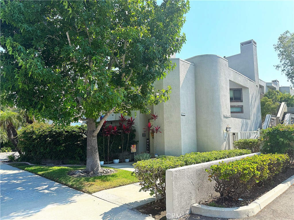 12584 Montecito Road 5, Seal Beach CA 90740 - photo 1