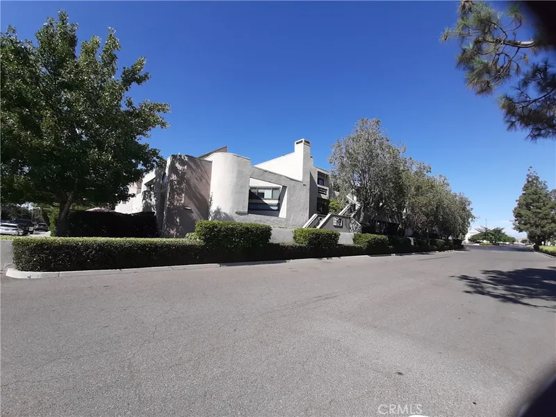 12592 Montecito Road 9, Seal Beach, CA 90740