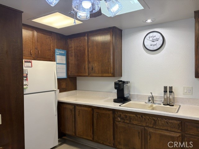 1260 Oakmont Road 53-i, Seal Beach CA 90740 - photo 2