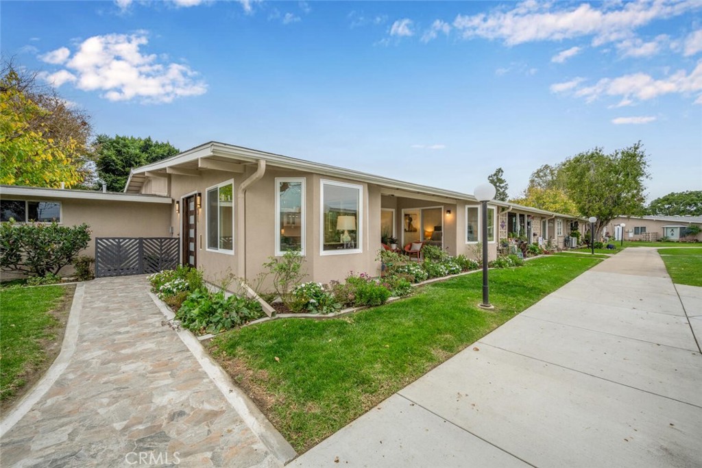 1271 Kenwood Road 163L, Seal Beach CA 90740 - photo 1