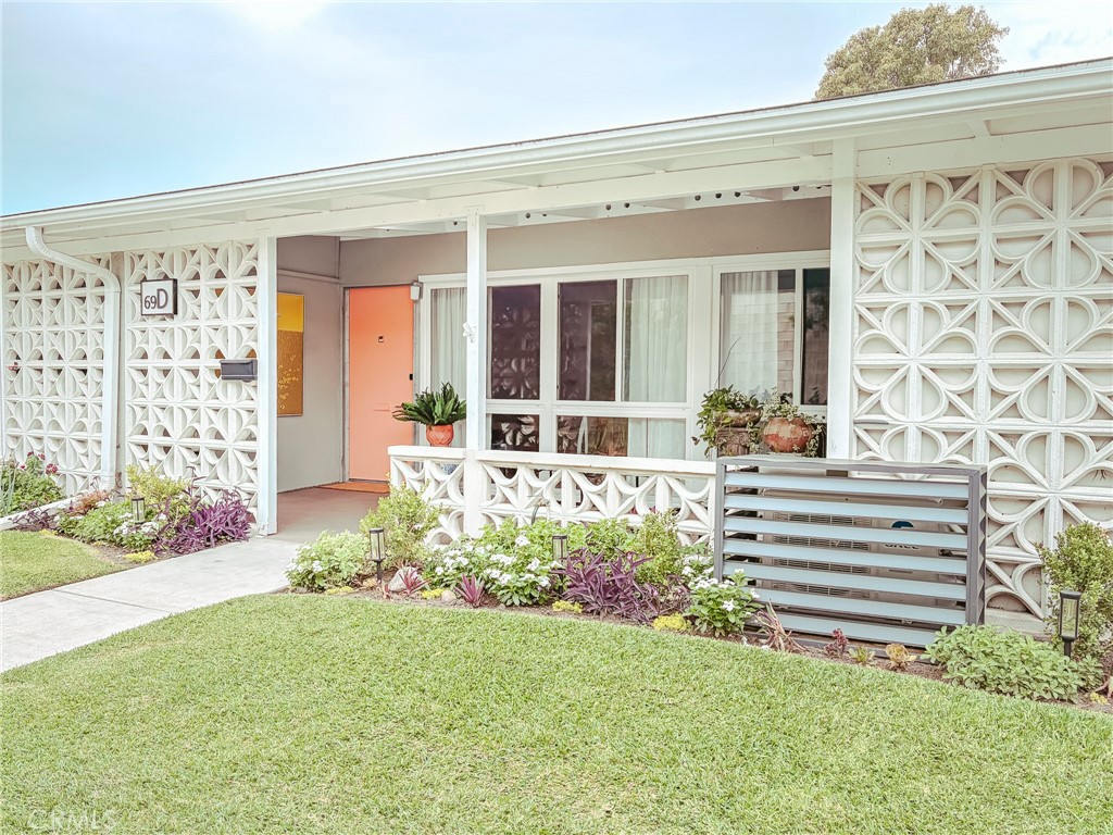 1281 Golden Rain Rd., M2-69D, Seal Beach CA 90740 - photo 2