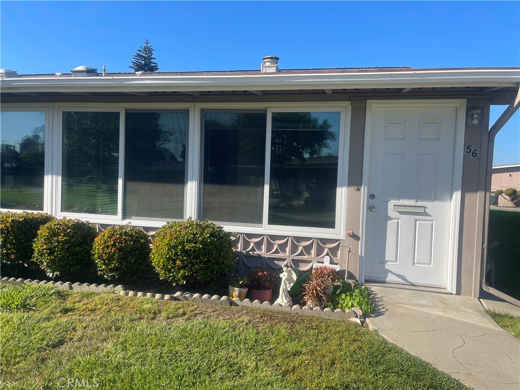 1281 Mayfield Road 6 56A, Seal Beach CA 90740 - photo 1