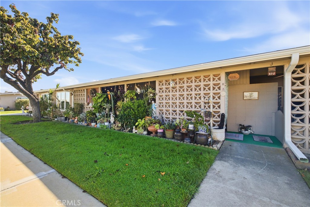 1300 Mayfield Road 61K, Seal Beach CA 90740 - photo 2