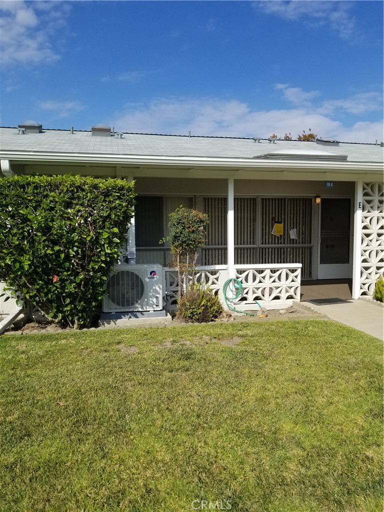 1300 Weeburn Road 30E, Seal Beach CA 90740 - photo 1