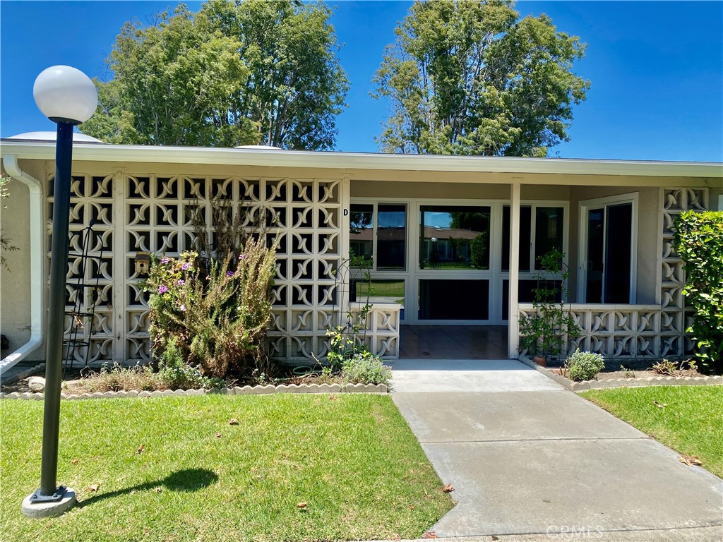 WELCOME HOME TO MU 11 279D - 13101 Del Monte Dr., M11-279D, Seal Beach CA 90740 - photo 1