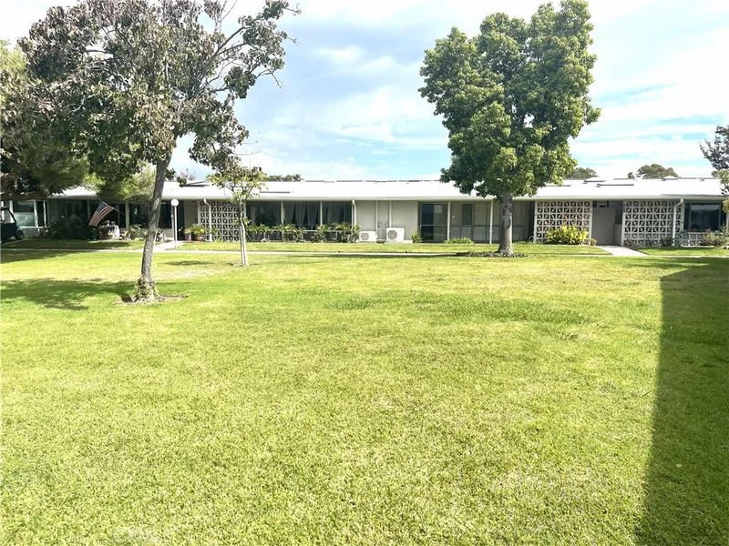 13180 NASSAU DR 210D, Seal Beach, CA 90740