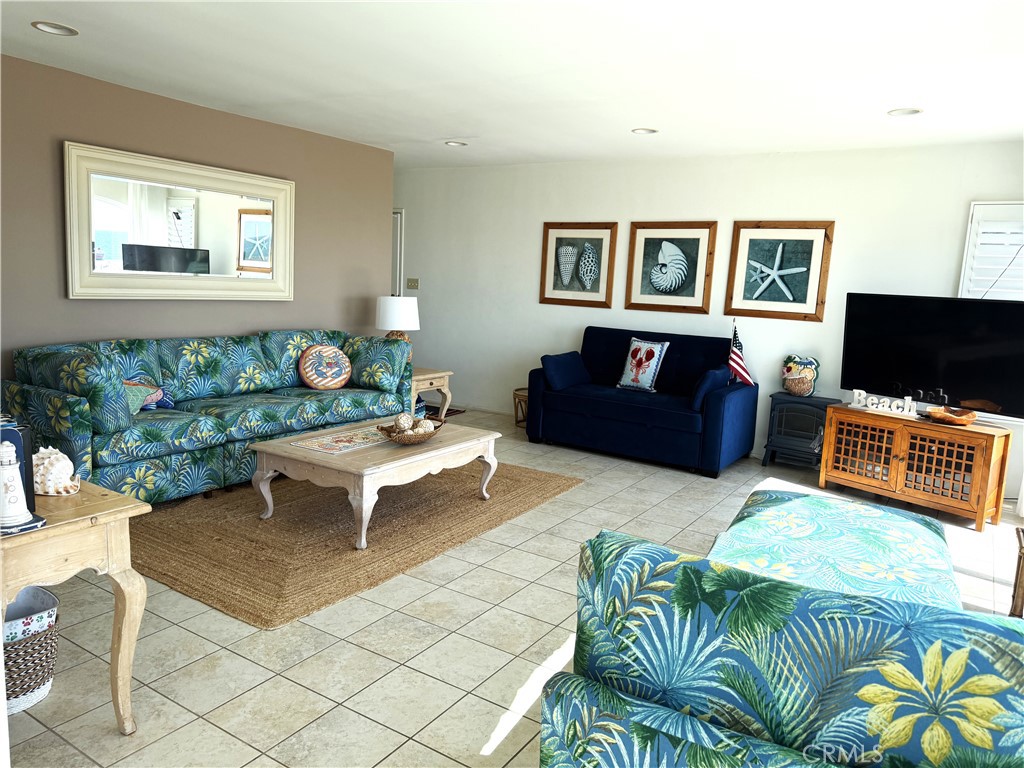 1319 Seal Way, Seal Beach CA 90740 - photo 10