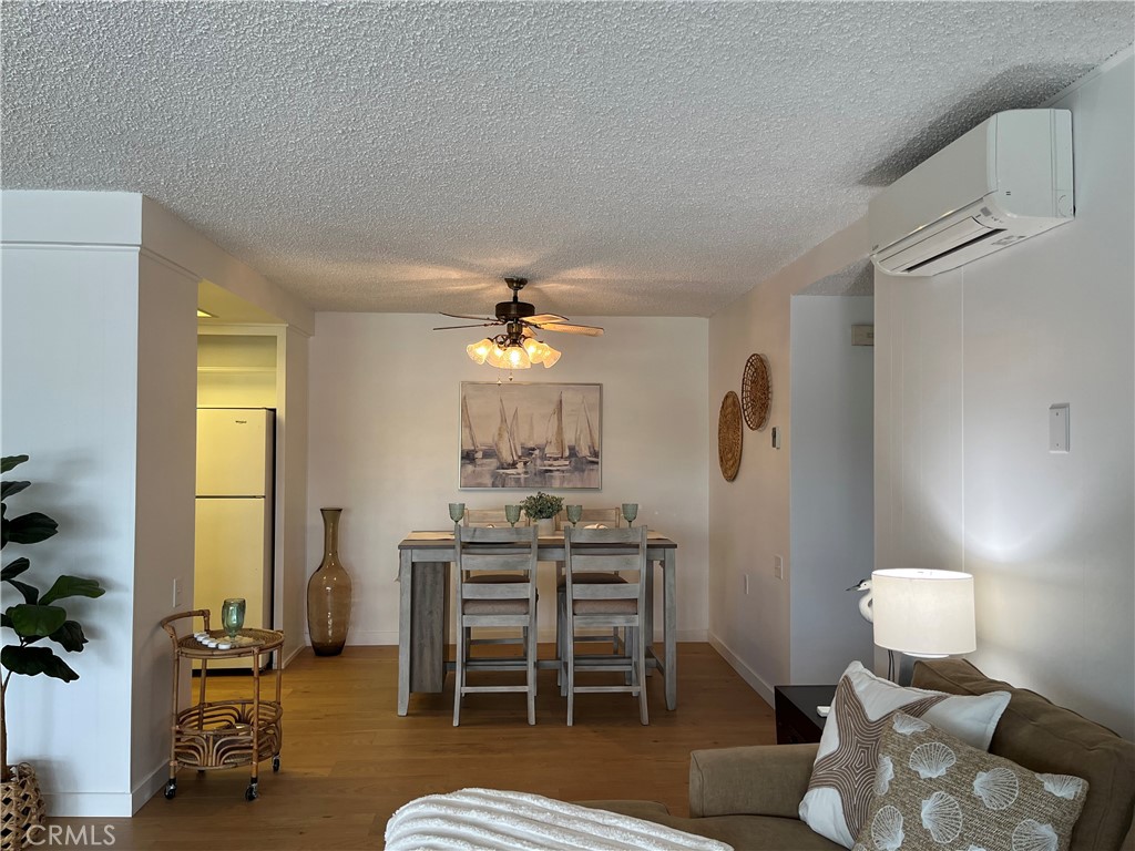 Dinning Area - 13200 Del Monte Dr., M15-23N, Seal Beach CA 90740 - photo 7