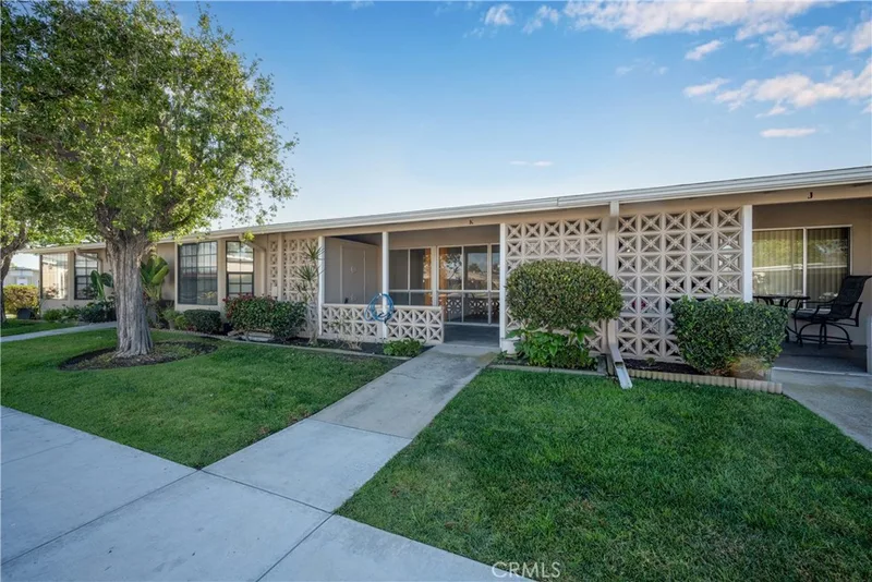 13211 St Andrews Drive 155K, Seal Beach, CA 90740