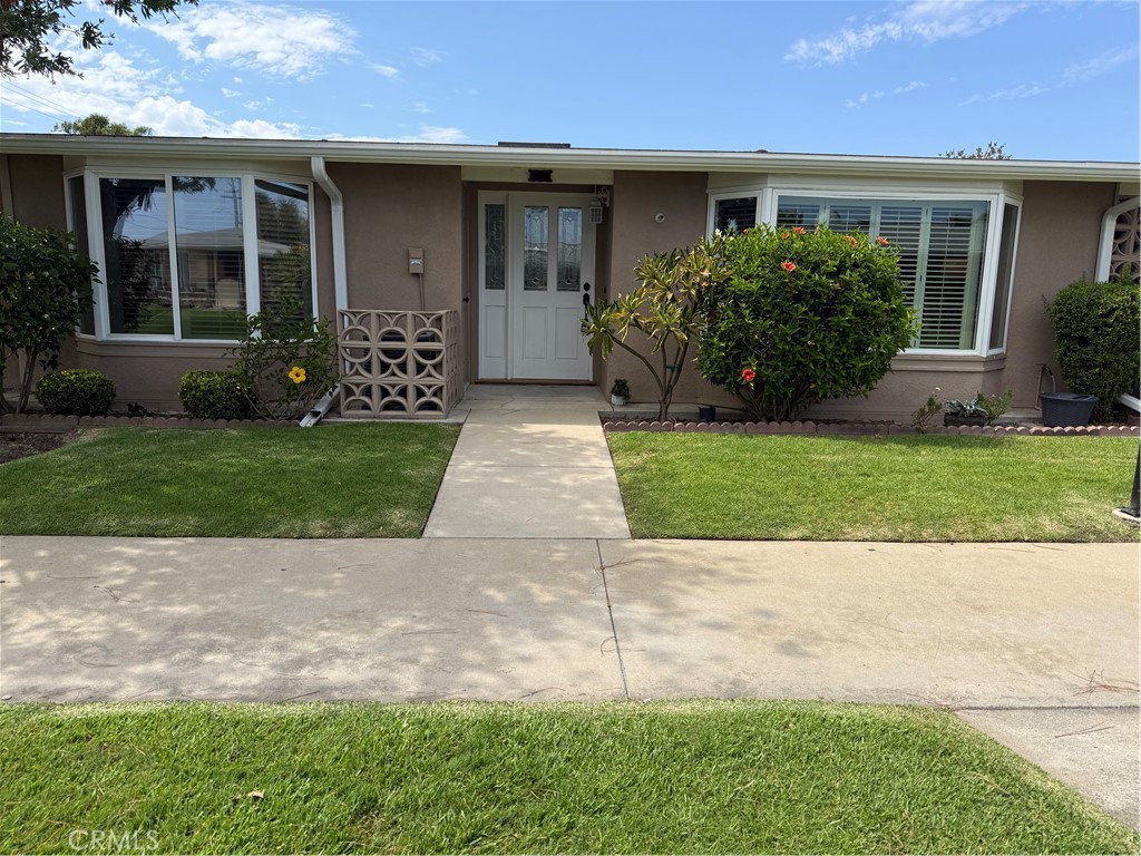 13220 Saint Andrews Dr. M10-253E, Seal Beach CA 90740 - photo 1