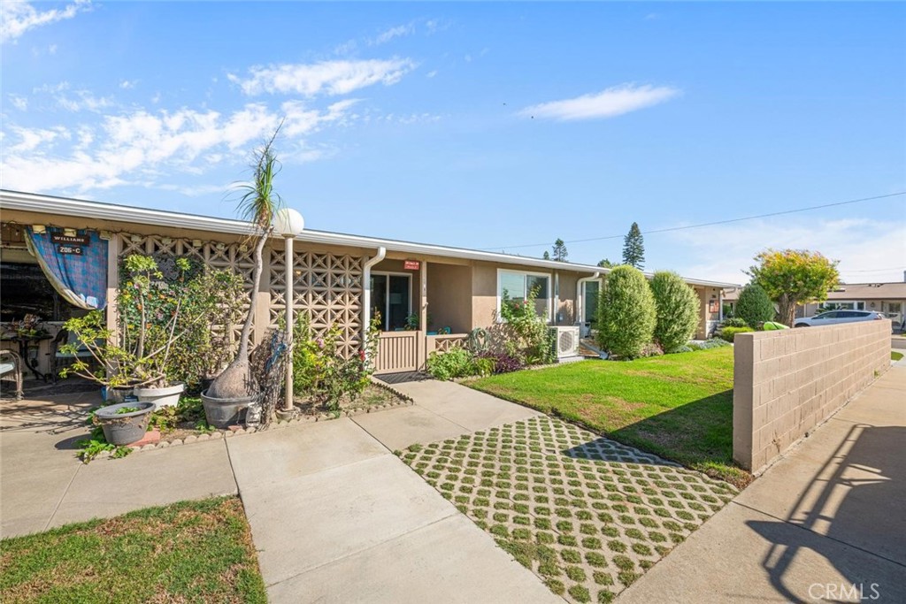 13241 El Dorado Drive 206B, Seal Beach CA 90740 - photo 3