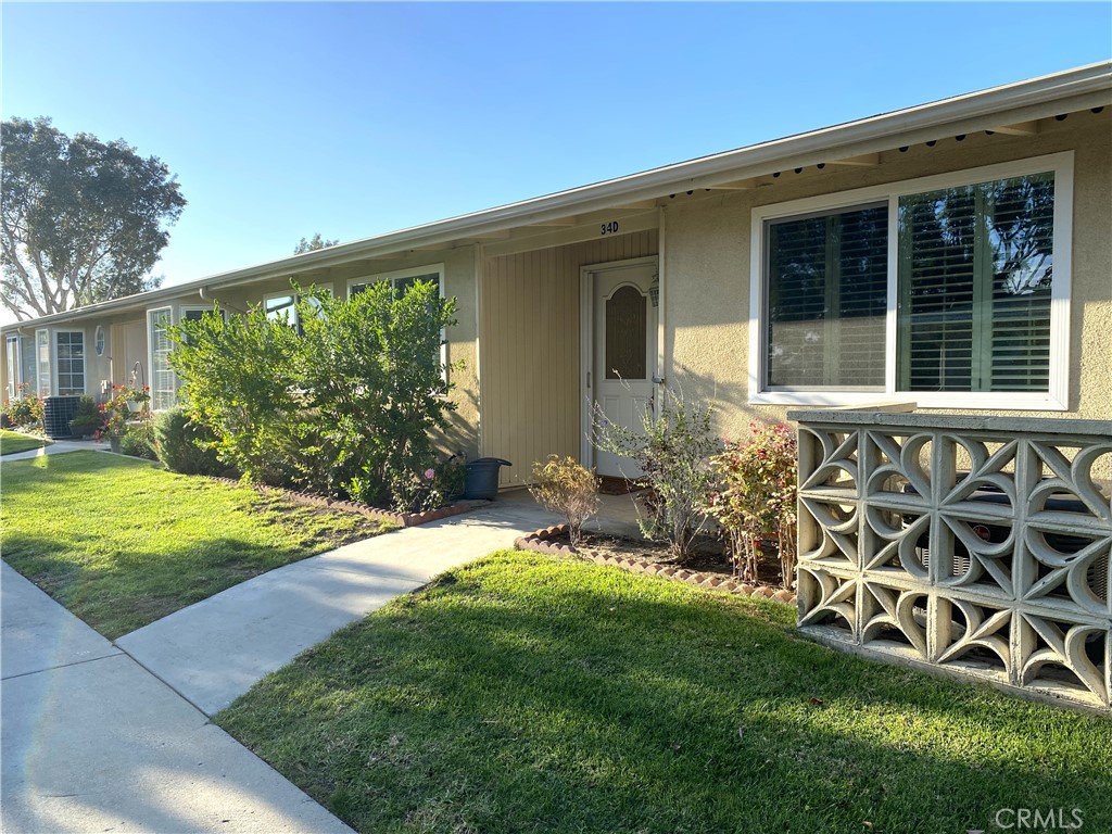 13281 Del Monte Dr., M12-34D, Seal Beach CA 90740 - photo 1