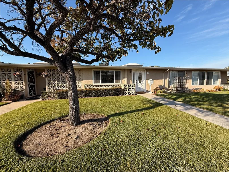 13330 Saint Andrew's Drive 67B, Seal Beach, CA 90740