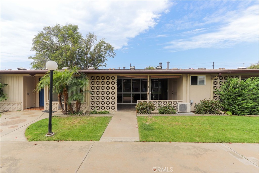 13340 El Dorado Dr M8190j, Seal Beach CA 90740 - photo 1