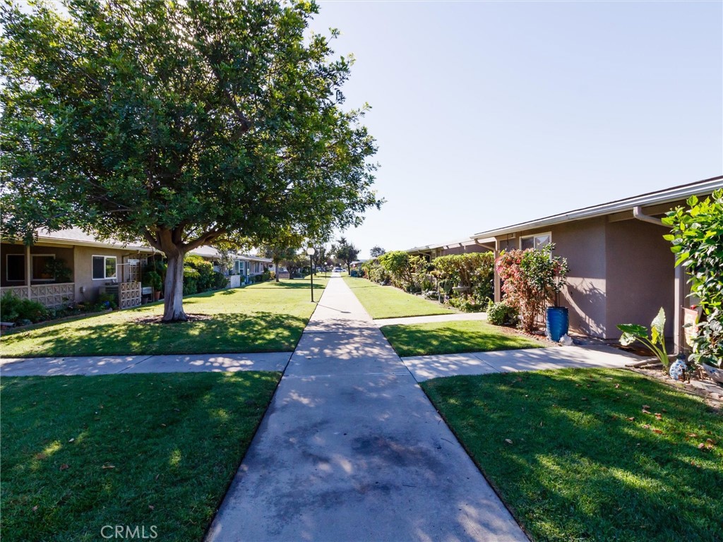 13361 St Andrews Drive 129-D, Seal Beach CA 90740 - photo 19