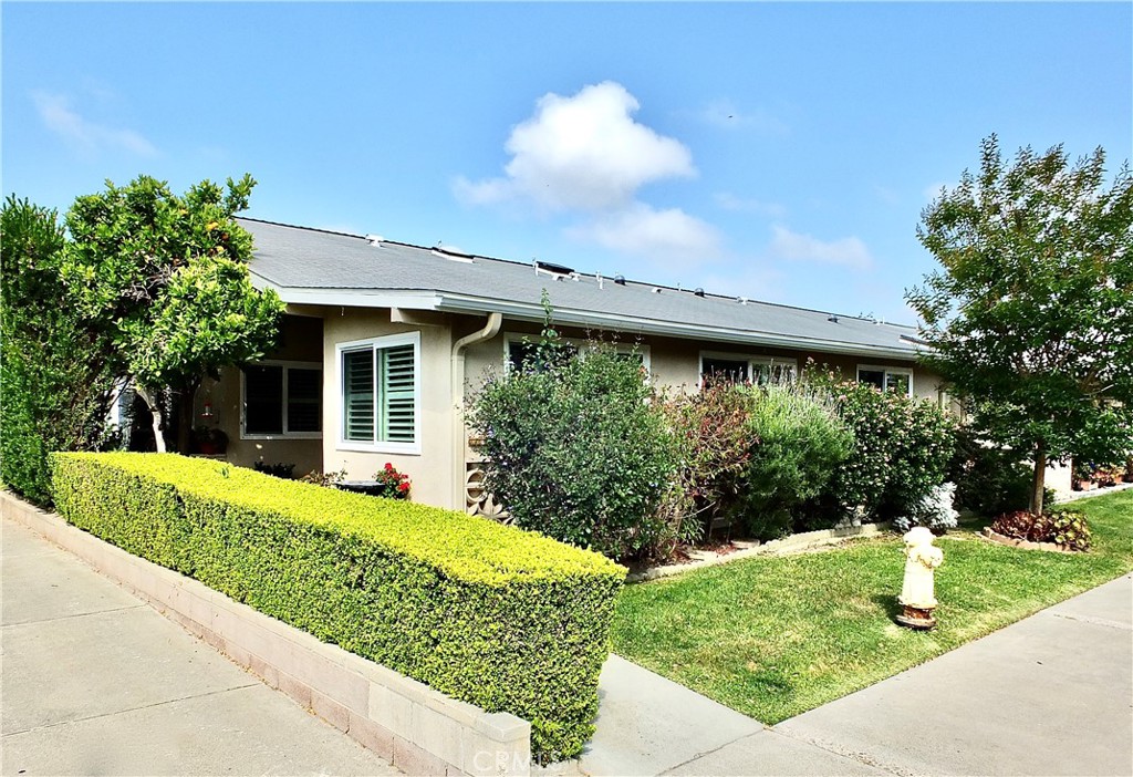 13381 Del Monte Drive M14-28F, Seal Beach CA 90740 - photo 1