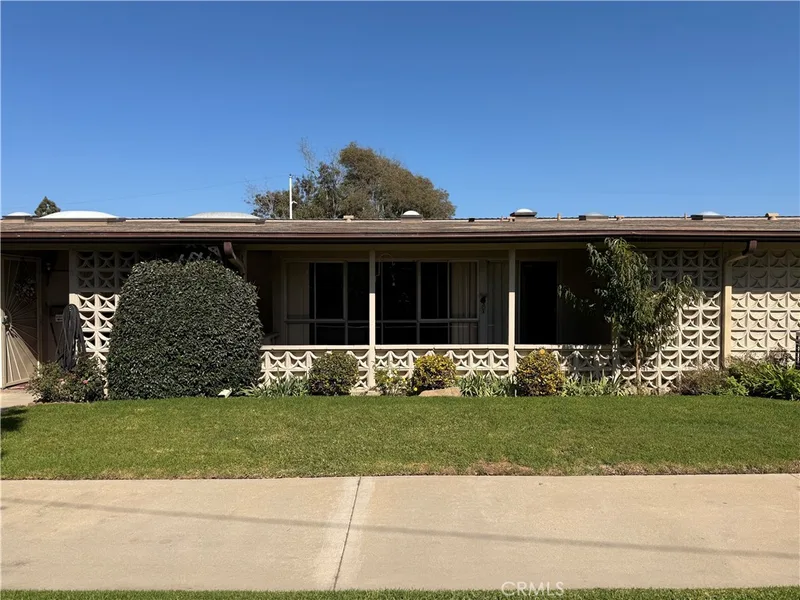 13381 El Dorado Dr 202D, Seal Beach, CA 90740