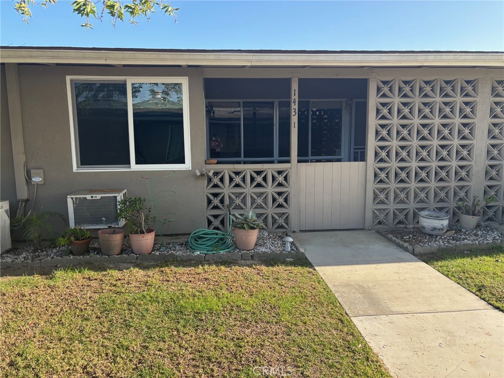 13390 Fairfield lane 143I, Seal Beach CA 90740 - photo 1