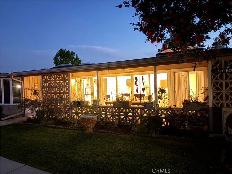 1340 Kenwood Road m7-156J, Seal Beach, CA 90740