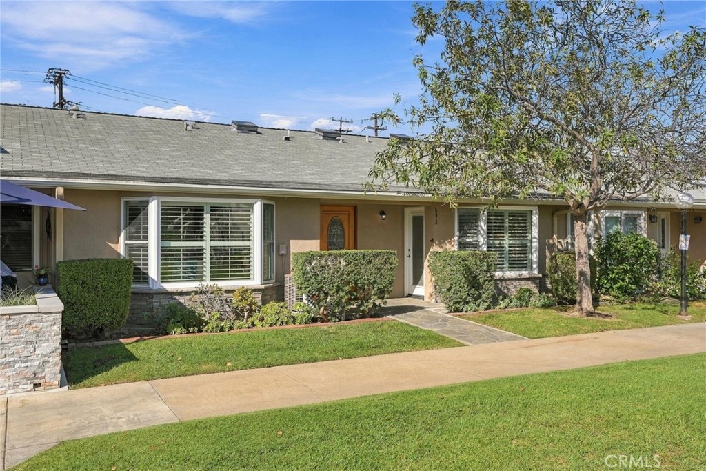 13520 El Dorado Drive 50J, Seal Beach CA 90740 - photo 2