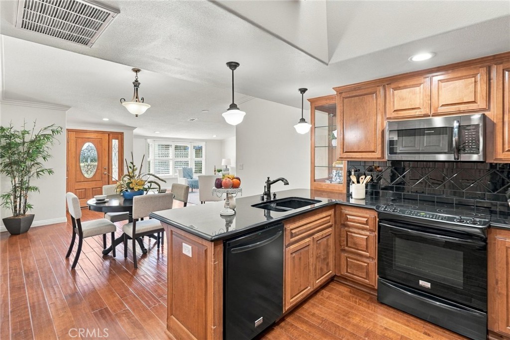13520 El Dorado Drive 50J, Seal Beach CA 90740 - photo 10