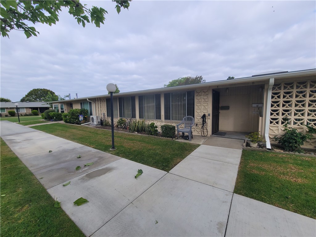 13561 Medinac M5-70E Lane, Seal Beach CA 90740 - photo 1