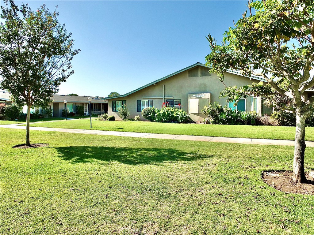 1360 Oakmont Road 6 142A, Seal Beach CA 90740 - photo 11