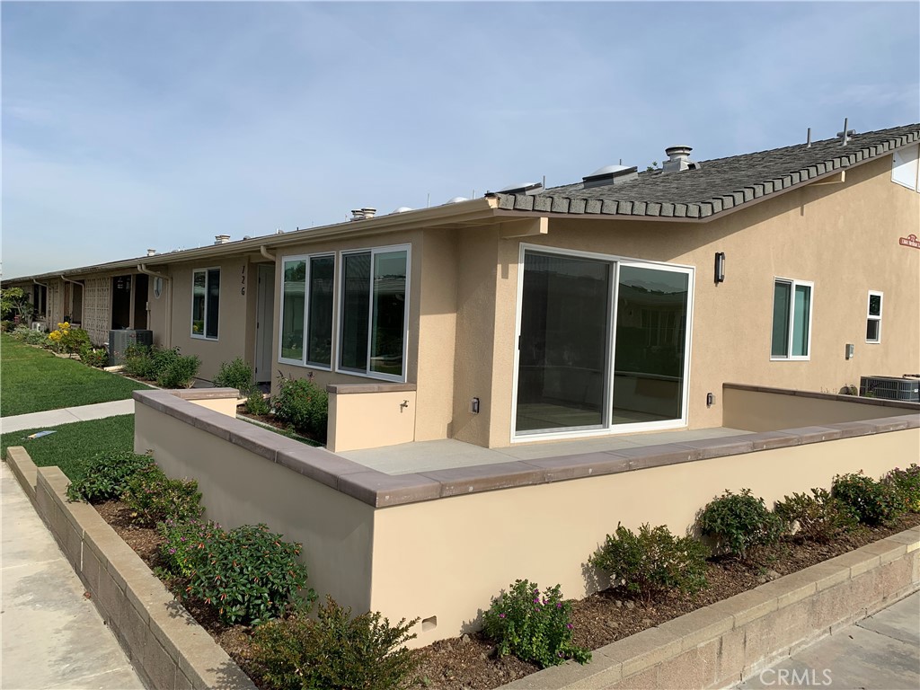 13601 Medinac Ln., M5-72G, Seal Beach CA 90740 - photo 1