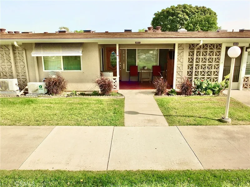 13660 Annandale Dr. M1 - 23I, Seal Beach, CA 90740